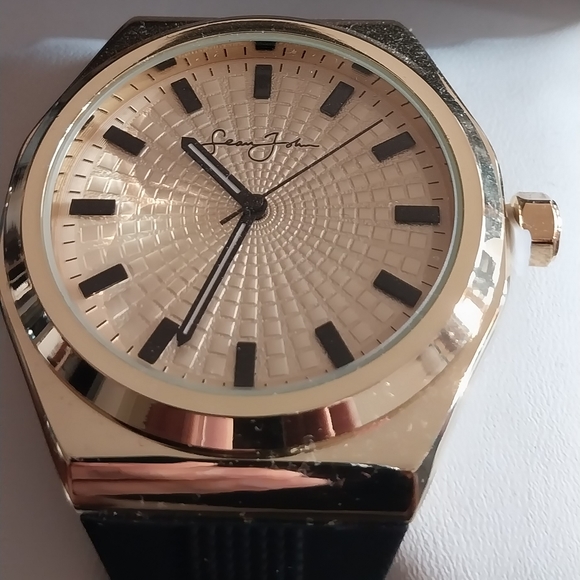 Limited Edition Sean John Watch - Picture 6 of 6
